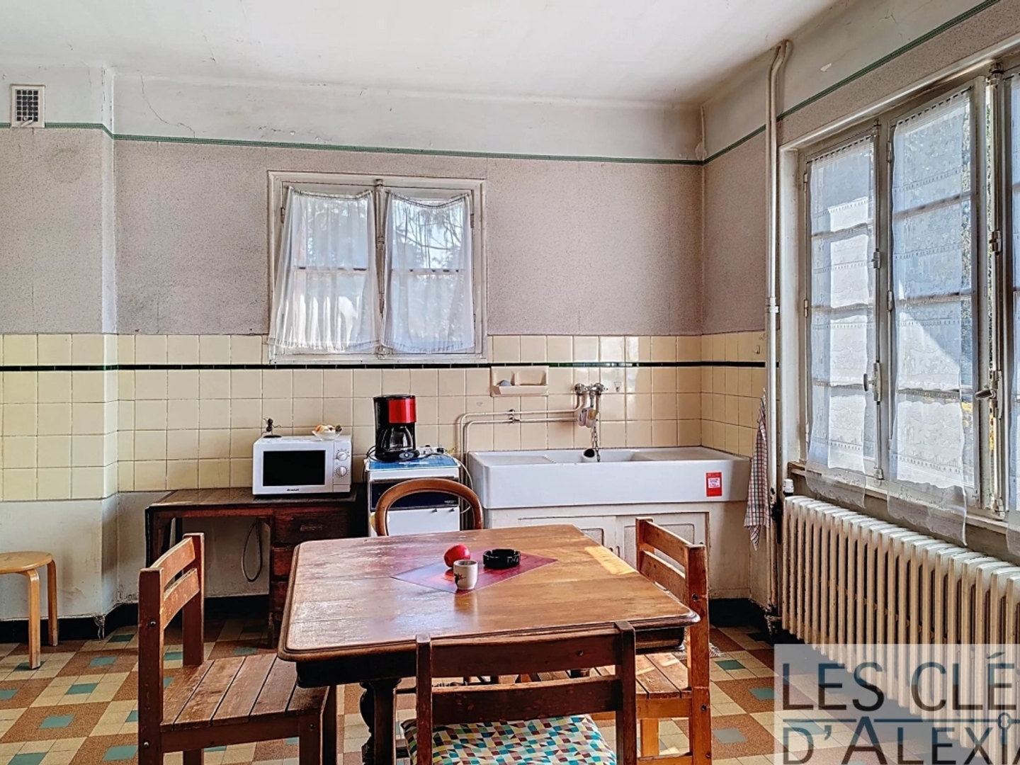 Maison à vendre - 8 pièces - 258m2 - Grigny (69520)