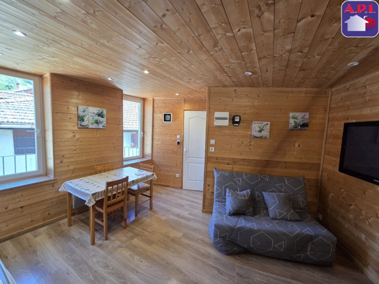 Immeuble à vendre - 65m2 - Ax-Les-Thermes (09110)