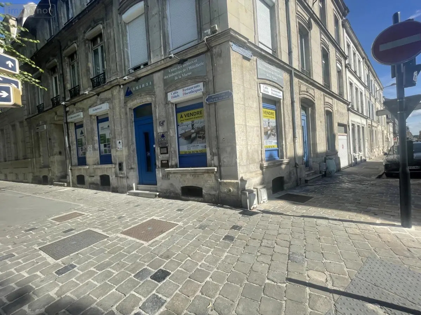 Bureaux 149 m²