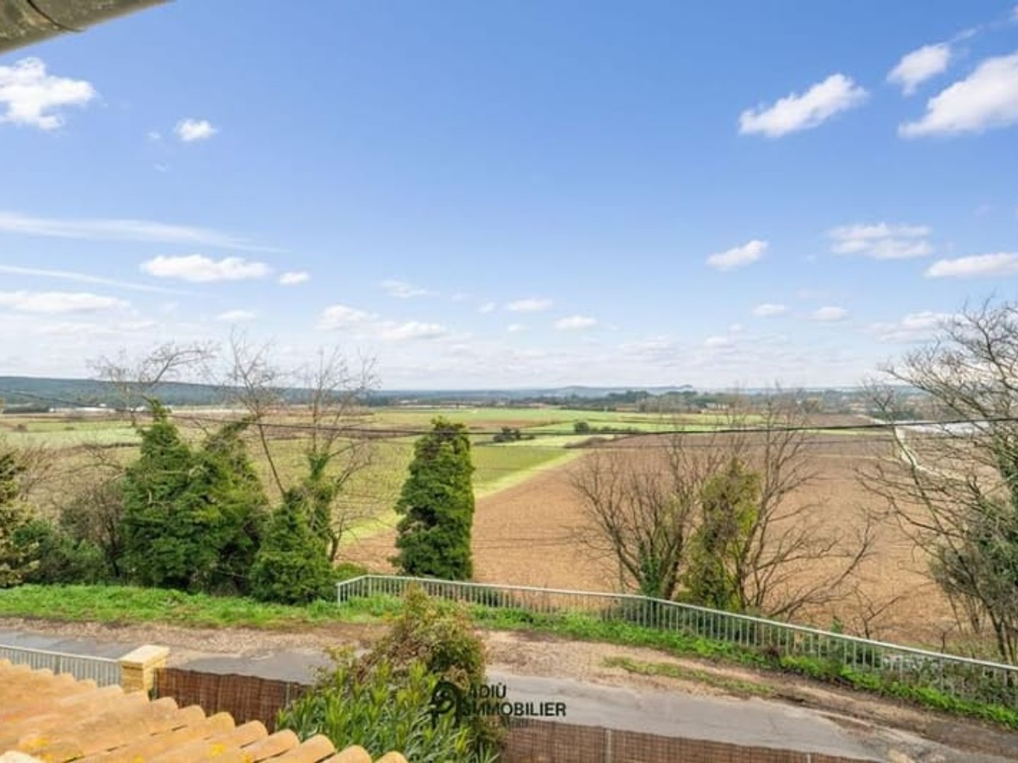 Maison à vendre - 1 pièce - 123m2 - Uzès (30700)