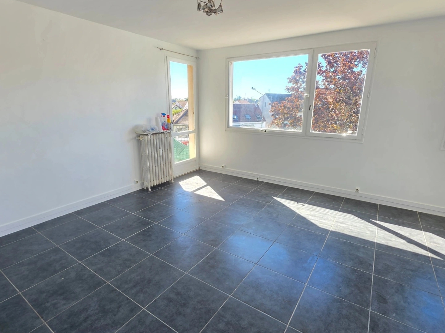 Appartement à vendre - 65 pièces - 65m2 - Ris-Orangis (91130)