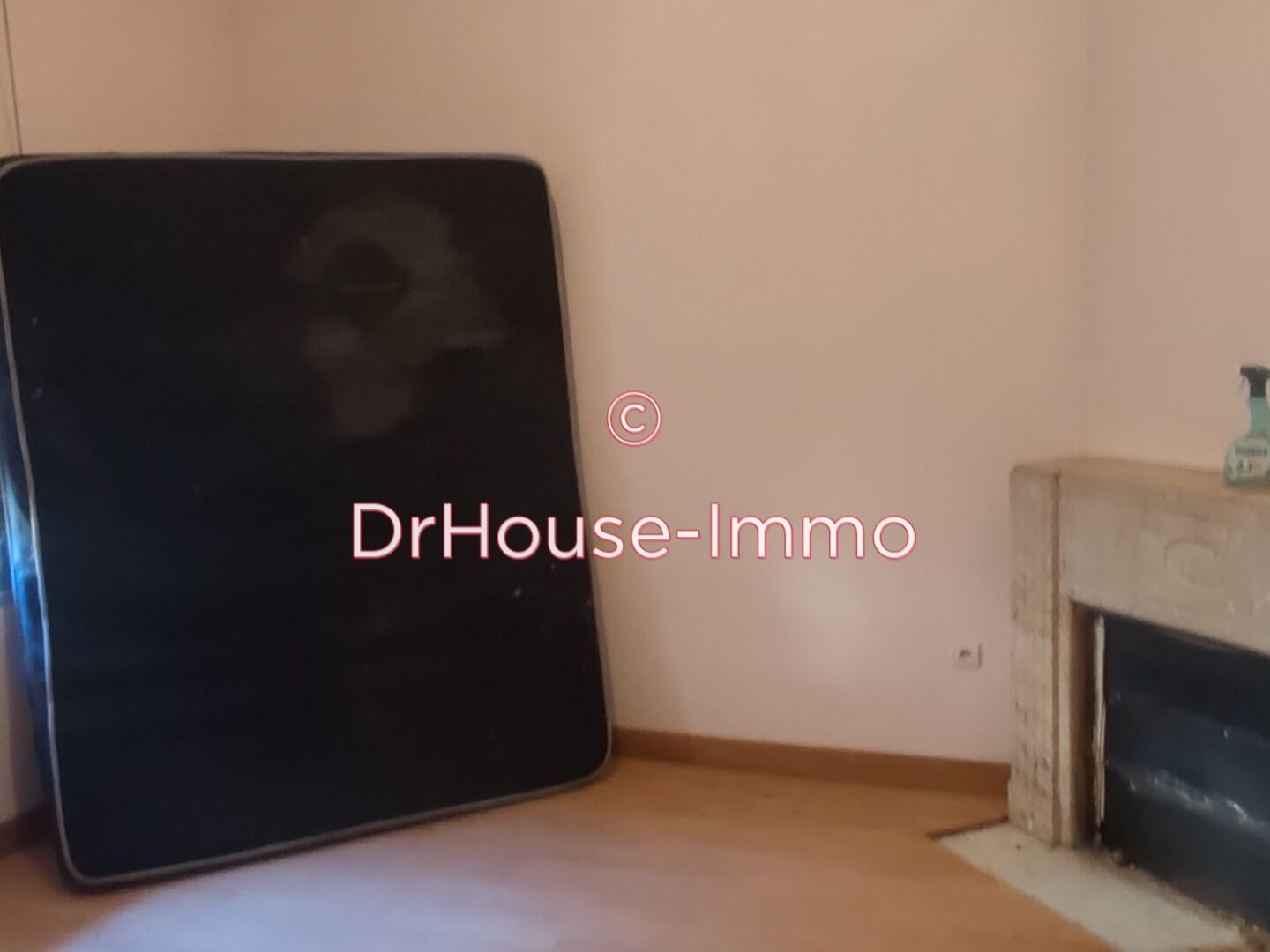 Immeuble à vendre - 4 pièces - 85m2 - Lamothe-Landerron (33190)