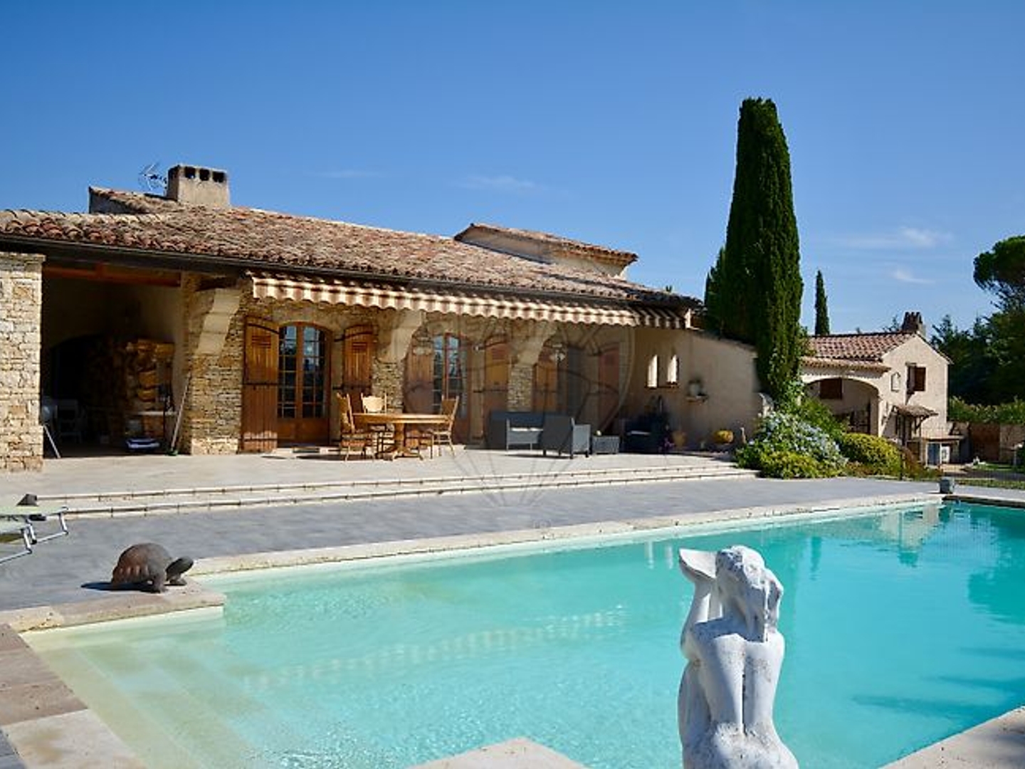 Maison 6 pièces 250 m²