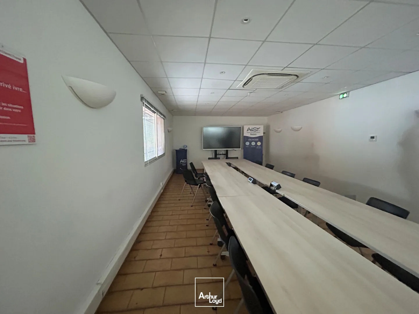 Locaux à vendre - 1765m2 - Béziers (34500)
