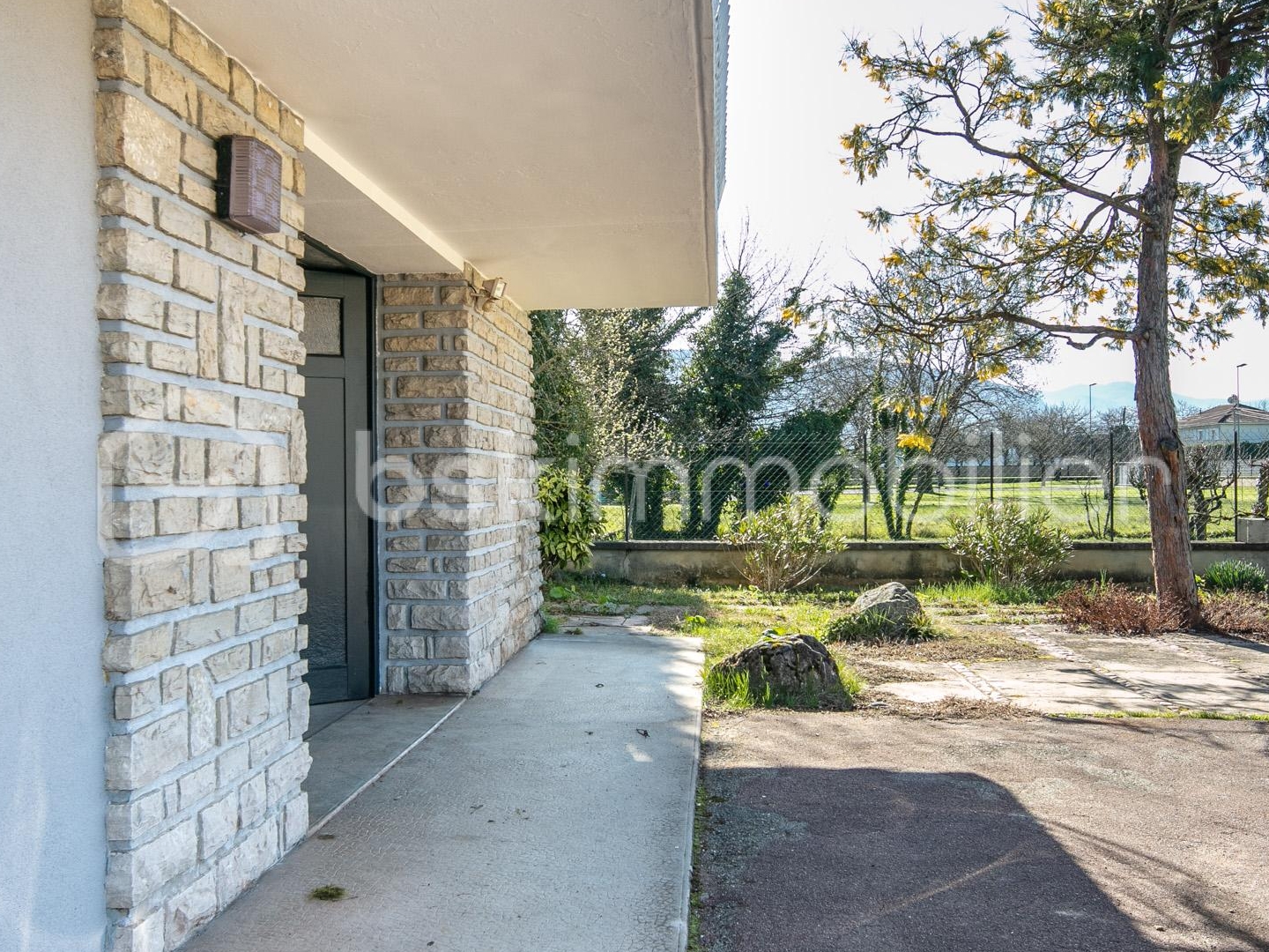 Maison à vendre - 6 pièces - 115m2 - Saint-Marcellin (38160)