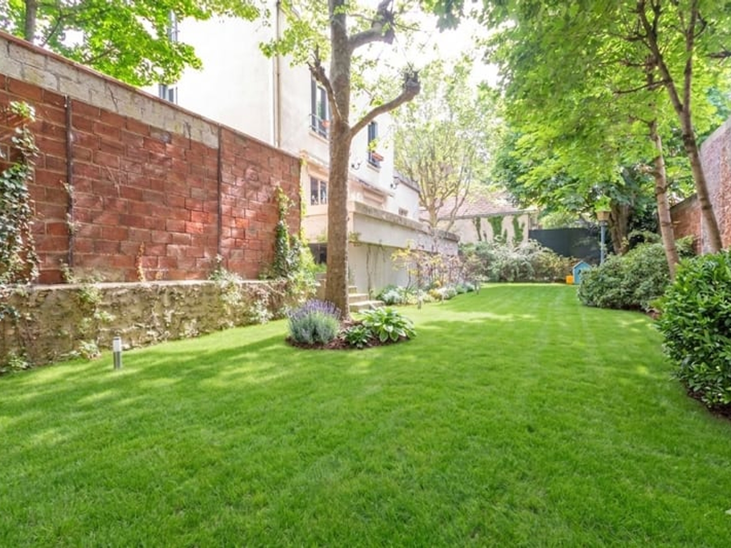 Maison à vendre - 8 pièces - 258m2 - Asnières-Sur-Seine (92600)
