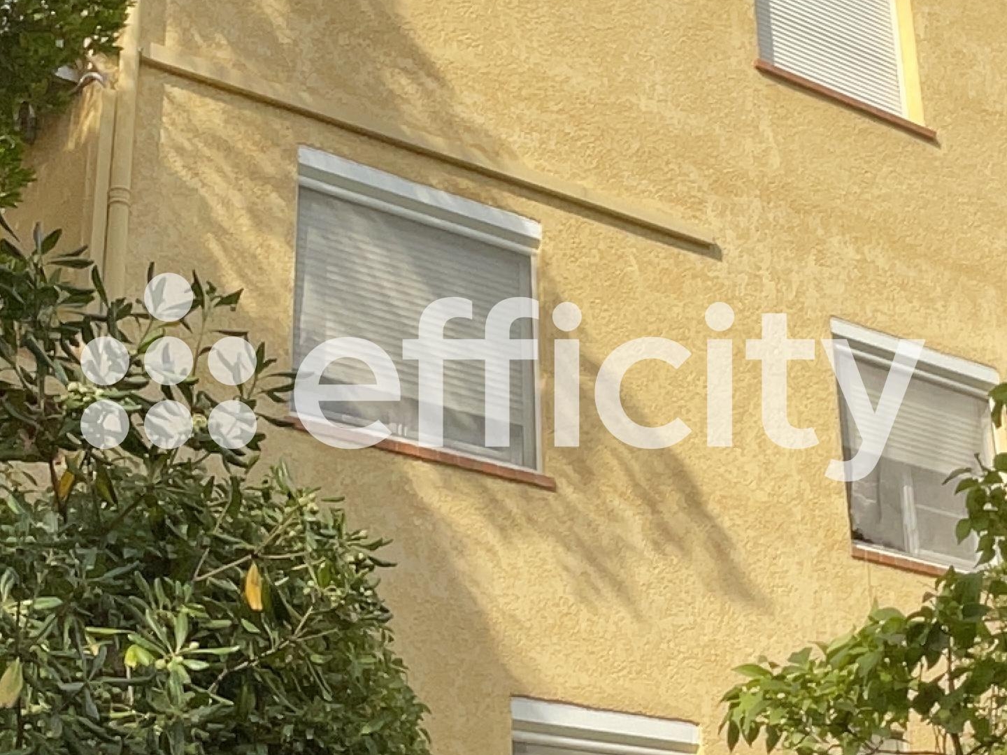Maison à vendre - 8 pièces - 226m2 - Fréjus (83370)