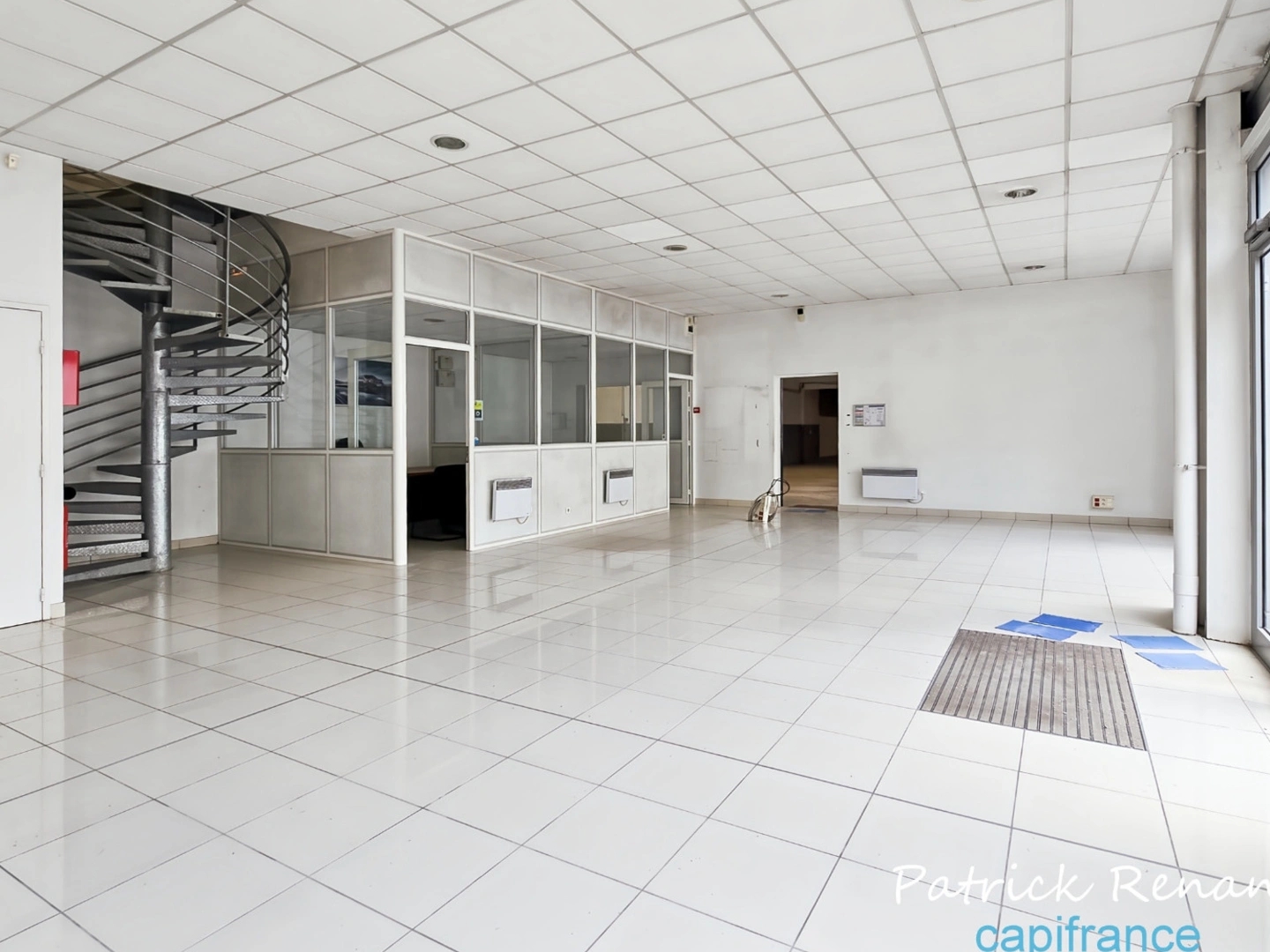 Magasin à vendre - 6 pièces - 640m2 - Jouy-En-Josas (78350)