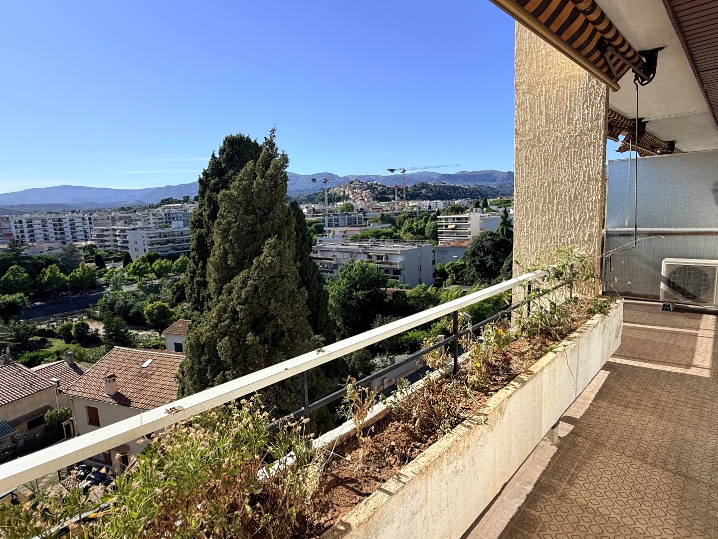 Appartement à vendre - 2 pièces - 58m2 - Cagnes-Sur-Mer (06800)