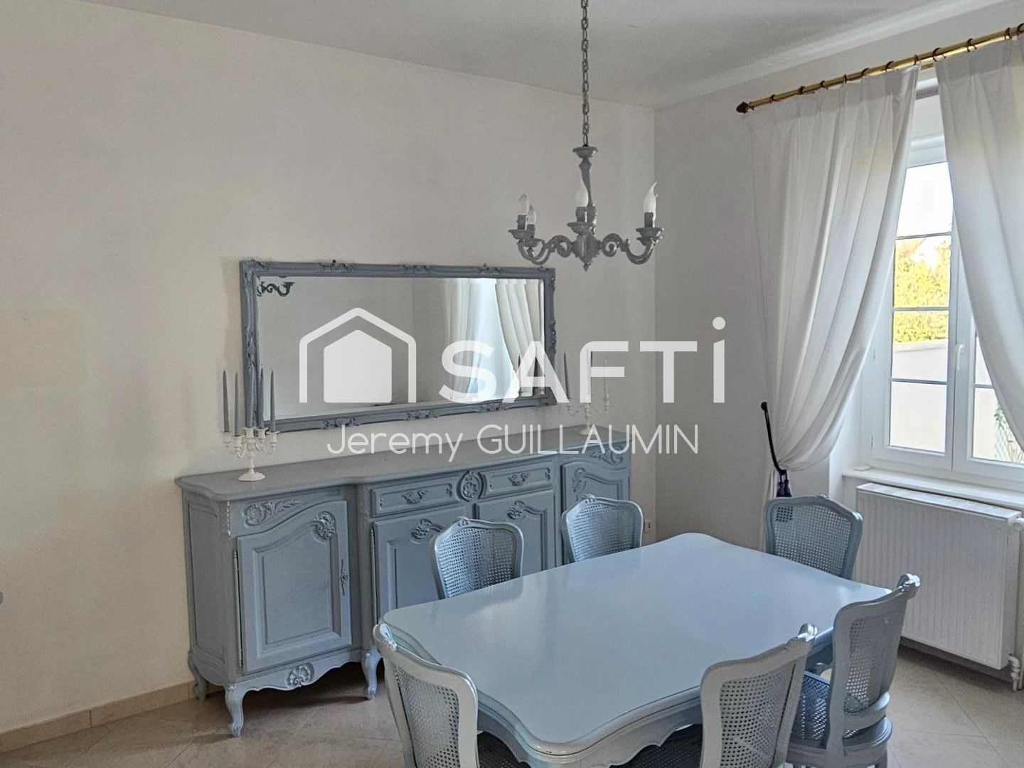 Maison à vendre - 11 pièces - 311m2 - Varennes-Sur-Allier (03150)