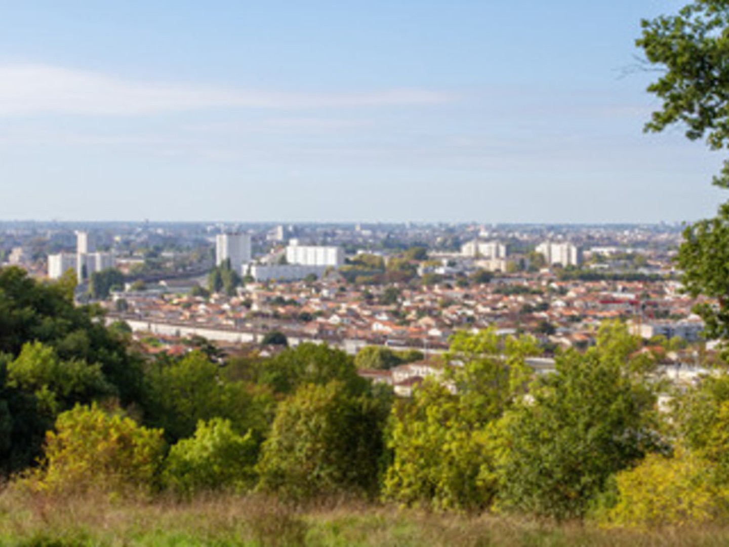 A vendre local commercial et logement de fonction à Cenon Gambetta