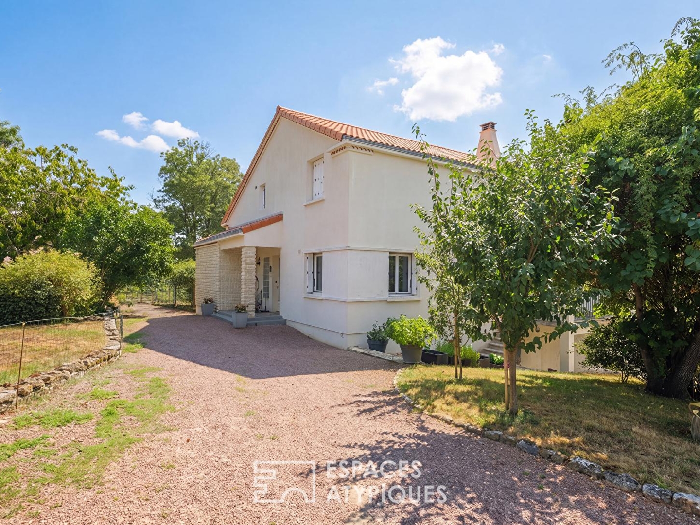 Maison à vendre - 10 pièces - 312m2 - Échiré (79410)
