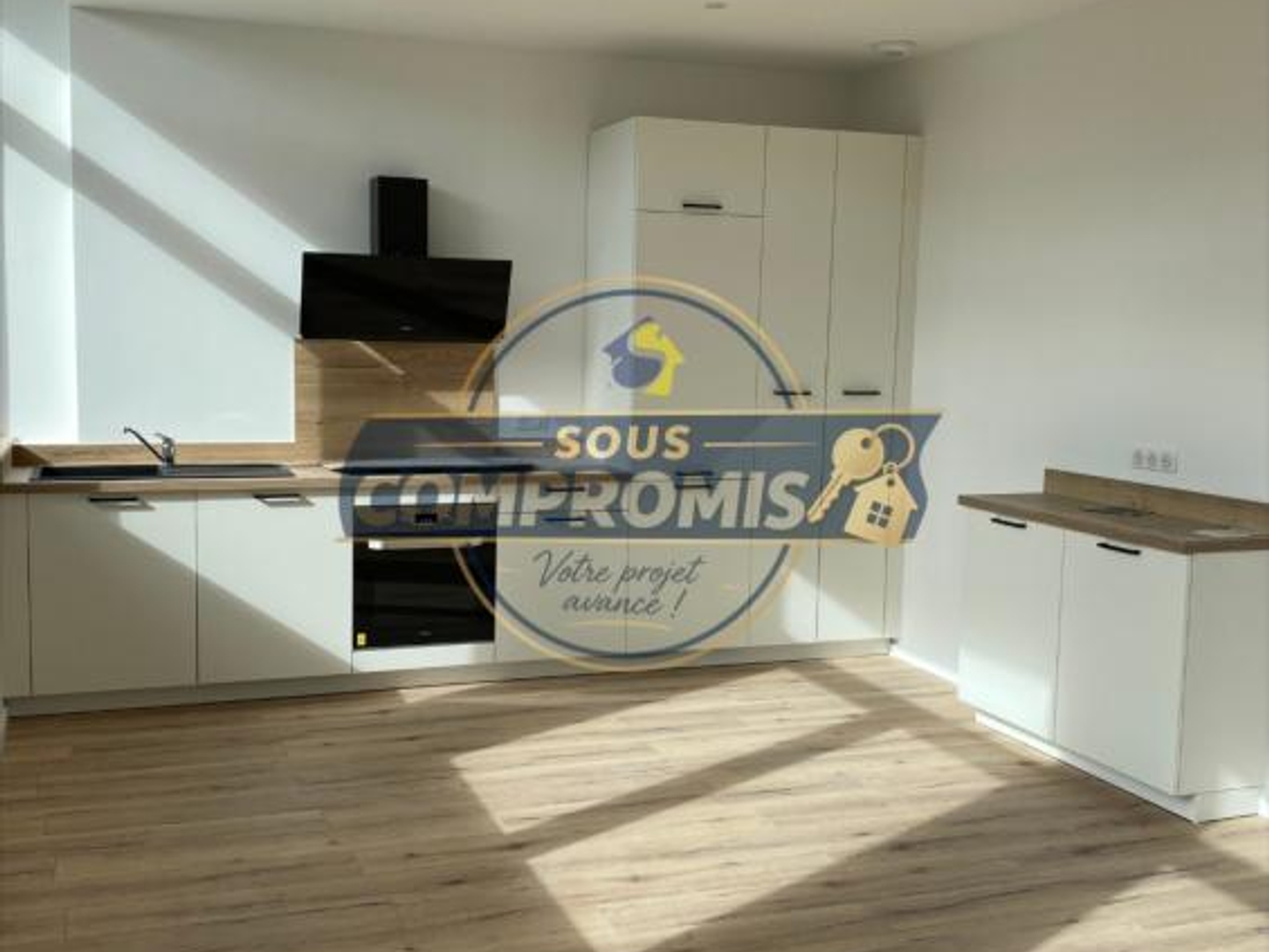 Exclusif ! Cutry : Magnifique F2 neuf avec parking