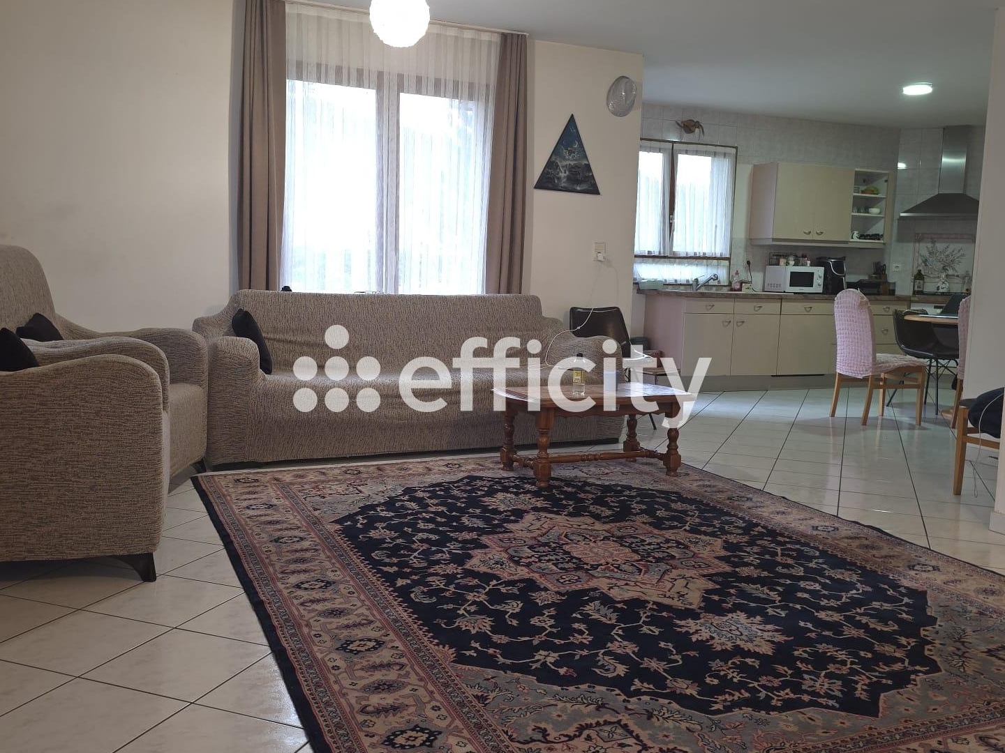 Maison à vendre - 9 pièces - 250m2 - Marnaz (74460)