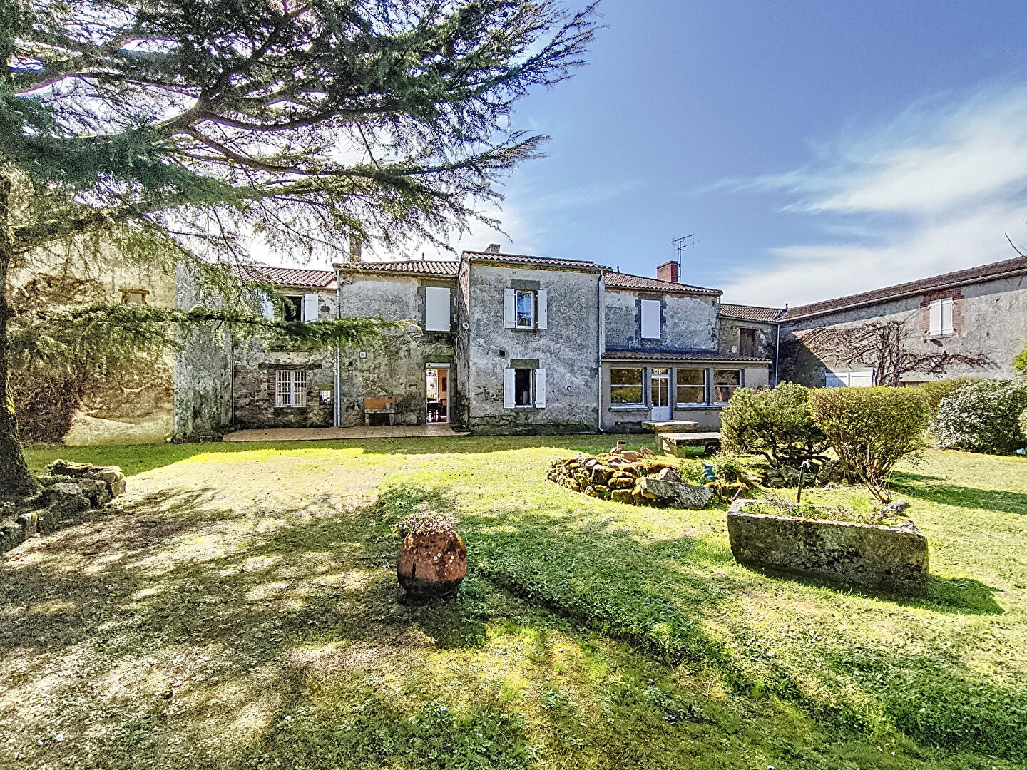 Maison 256 m²