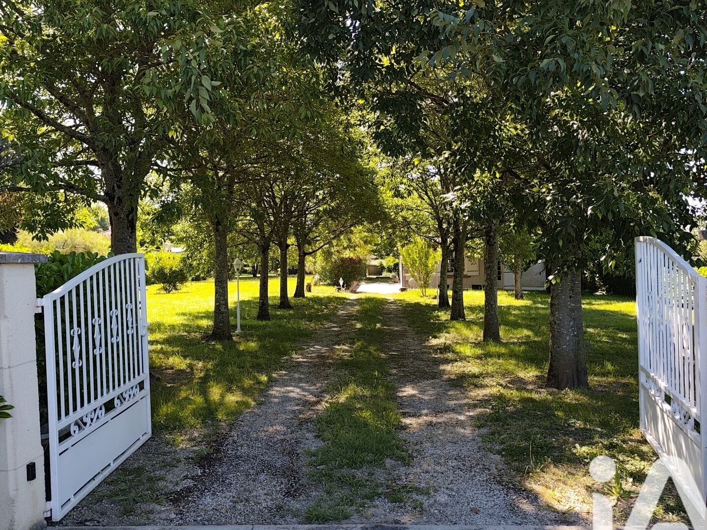 Maison à vendre - 8 pièces - 208m2 - Port-Sainte-Marie (47130)