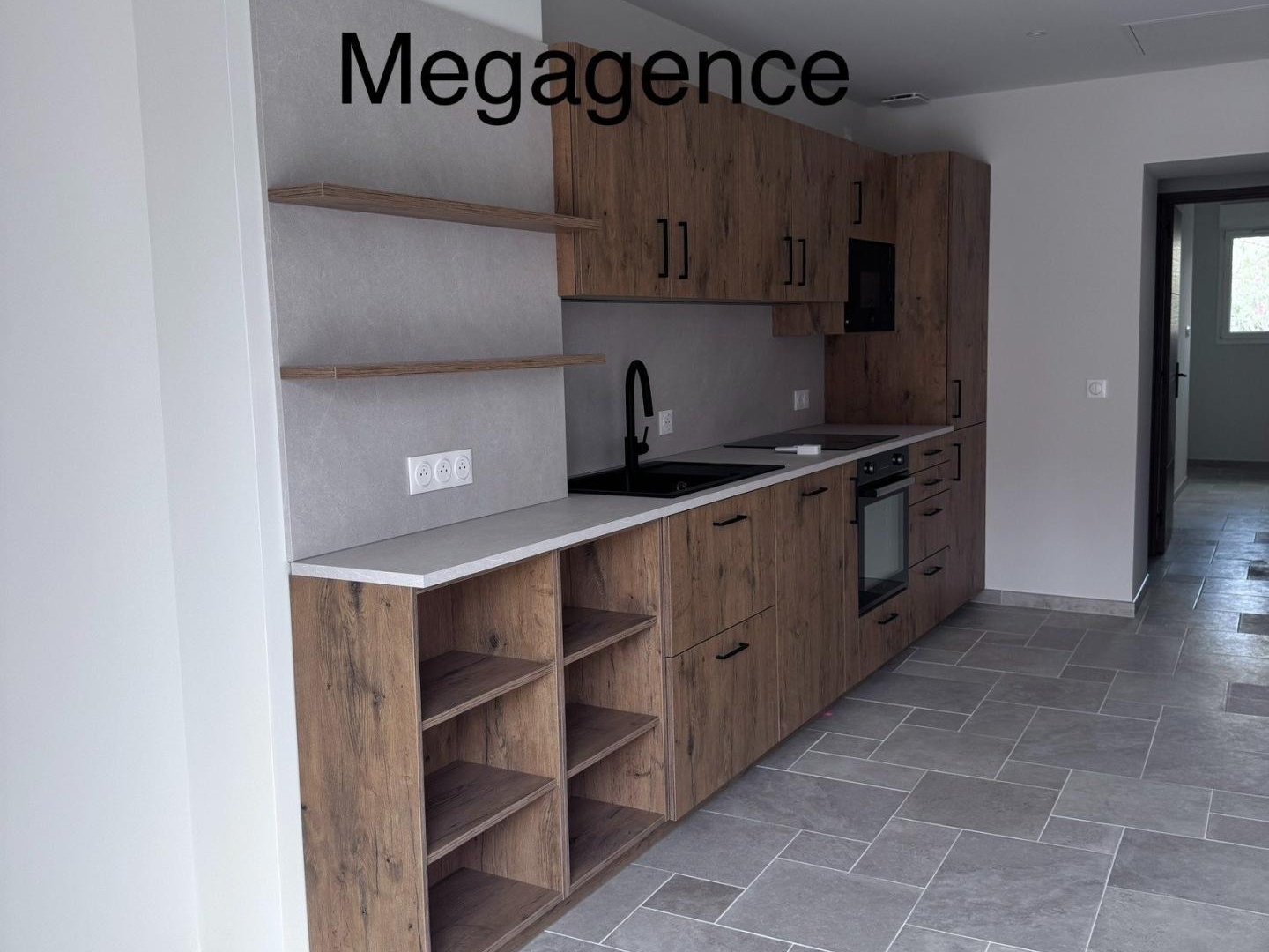 Maison à vendre - 4 pièces - 98m2 - Le Lavandou (83980)