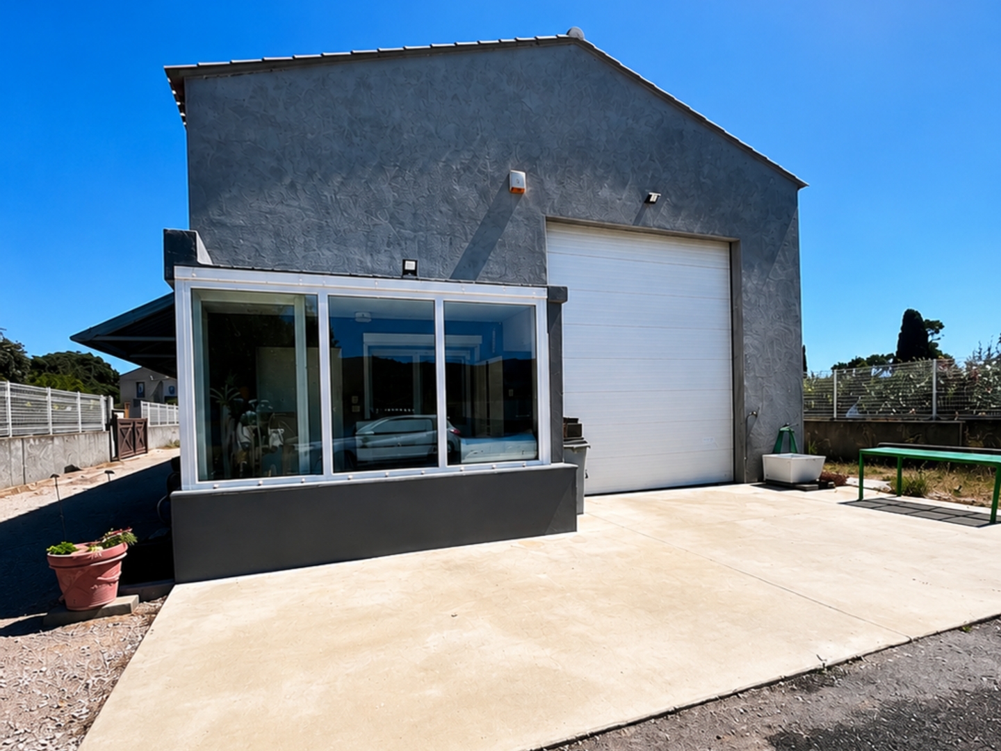 Appartement à vendre - 4 pièces - 233m2 - Vic-La-Gardiole (34110)