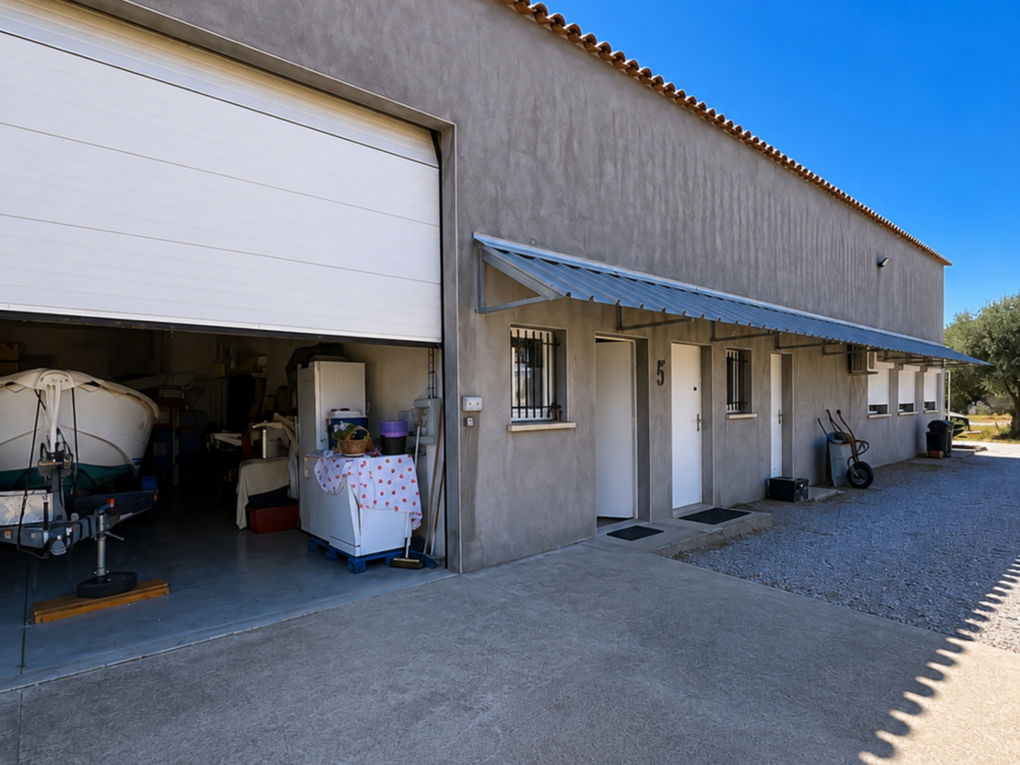 Appartement à vendre - 4 pièces - 233m2 - Vic-La-Gardiole (34110)