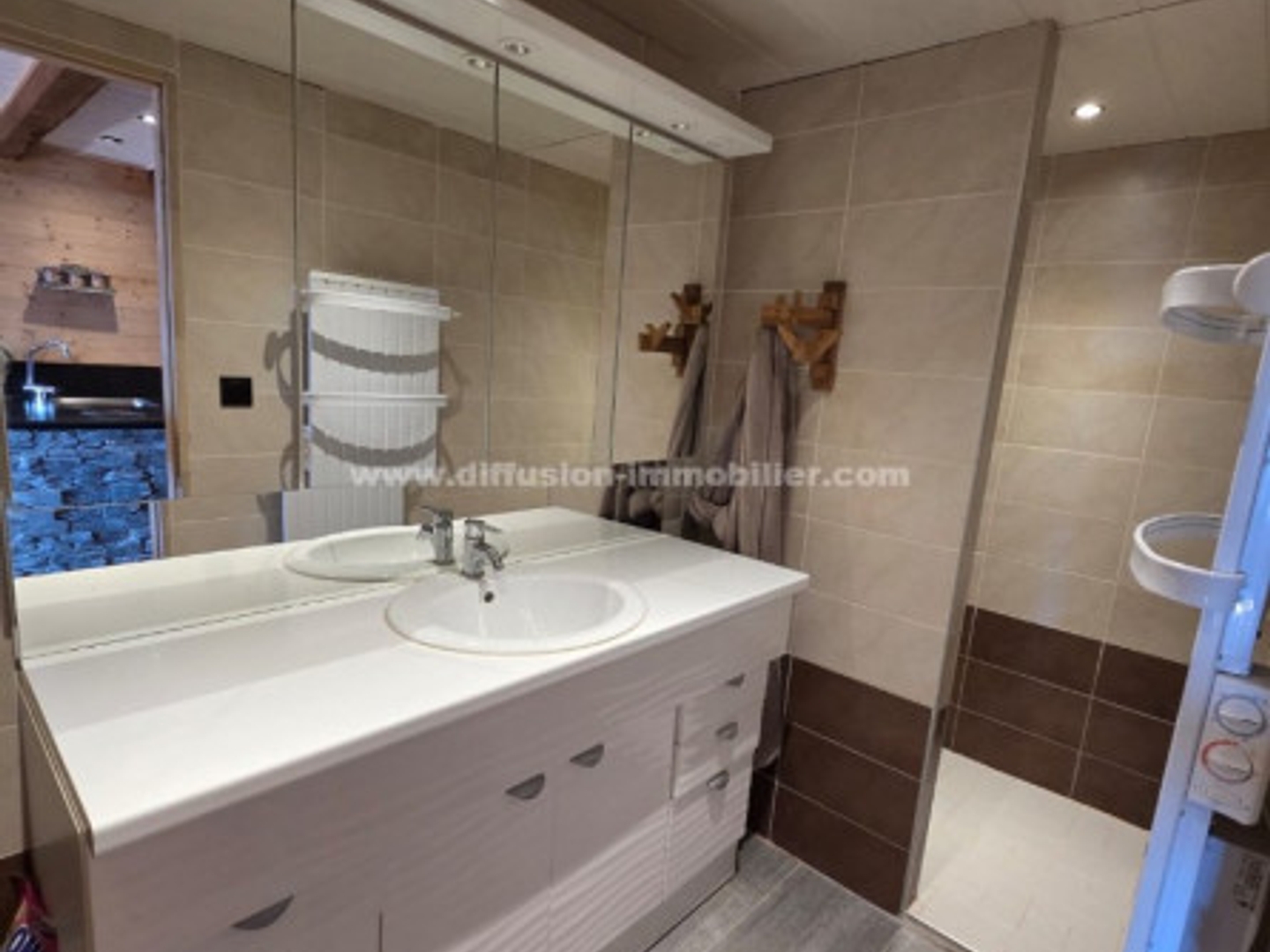 Appartement à vendre - 3 pièces - 62m2 - Uvernet-Fours (04400)