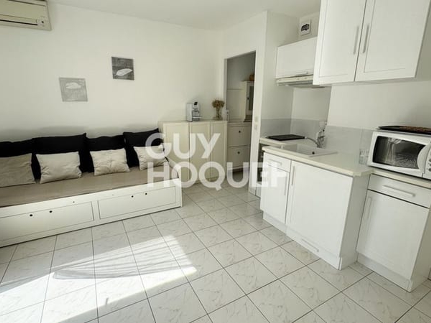 Appartement à vendre - 2 pièces - 27m2 - Cavalaire-Sur-Mer (83240)