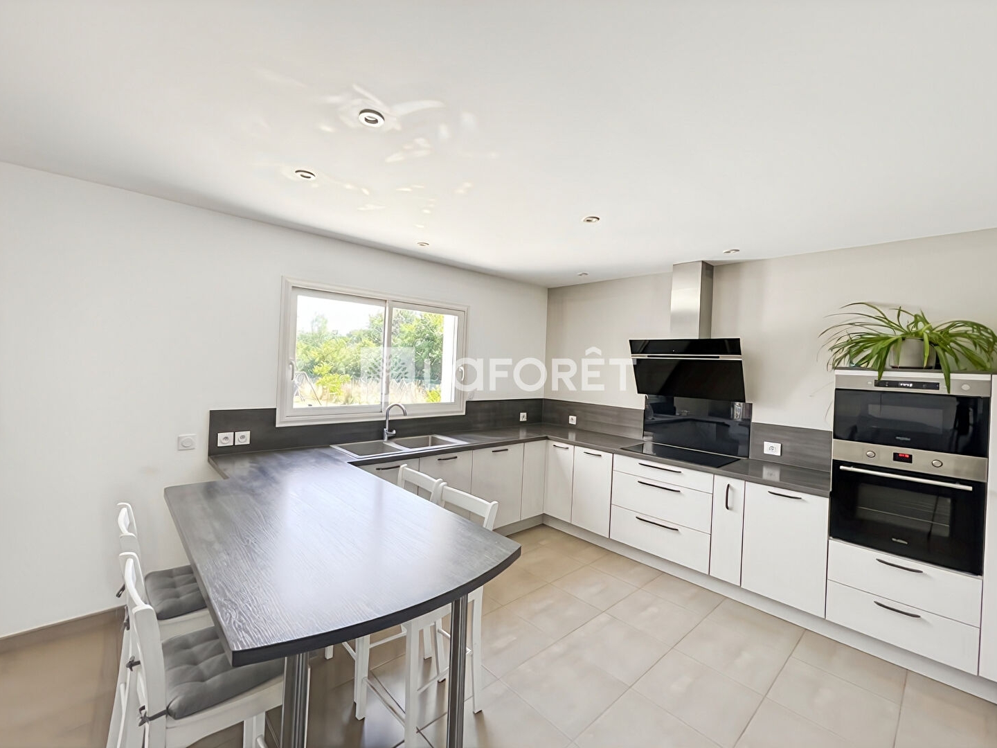 Maison à vendre - 6 pièces - 122m2 - Angeville (82210)