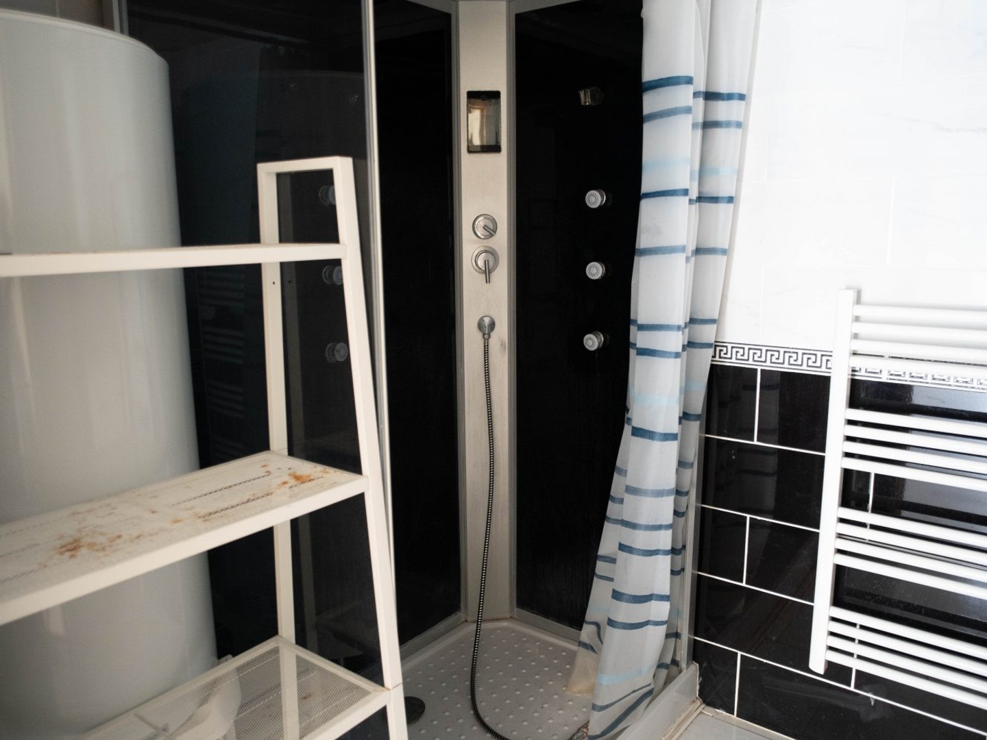 Immeuble à vendre - 92m2 - Draguignan (83300)