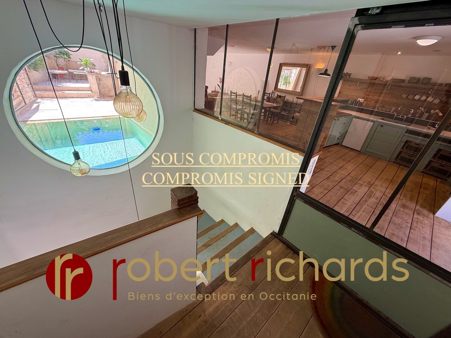 Sous Compromis Maison de village très wow !!!