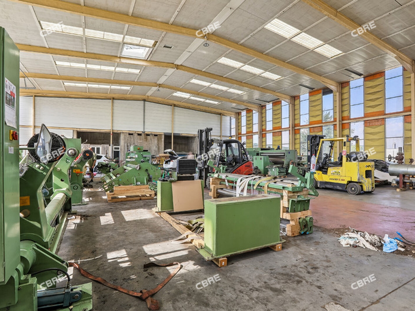 Locaux à vendre - 980m2 - Étampes (91150)