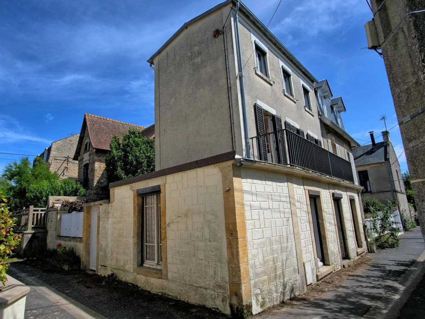 Appartement à vendre - 6 pièces - 74m2 - Saint-Aubin-Sur-Mer (14750)