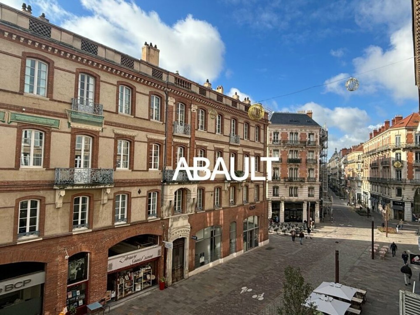 LOCAL COMMERCIAL à VENDRE