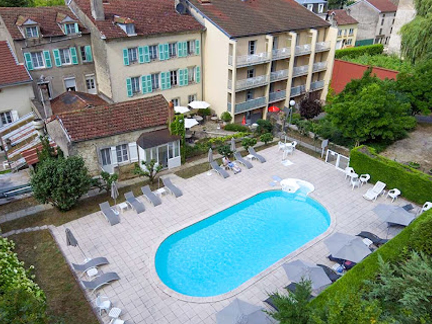 Local commercial 52 pièces 1460 m²