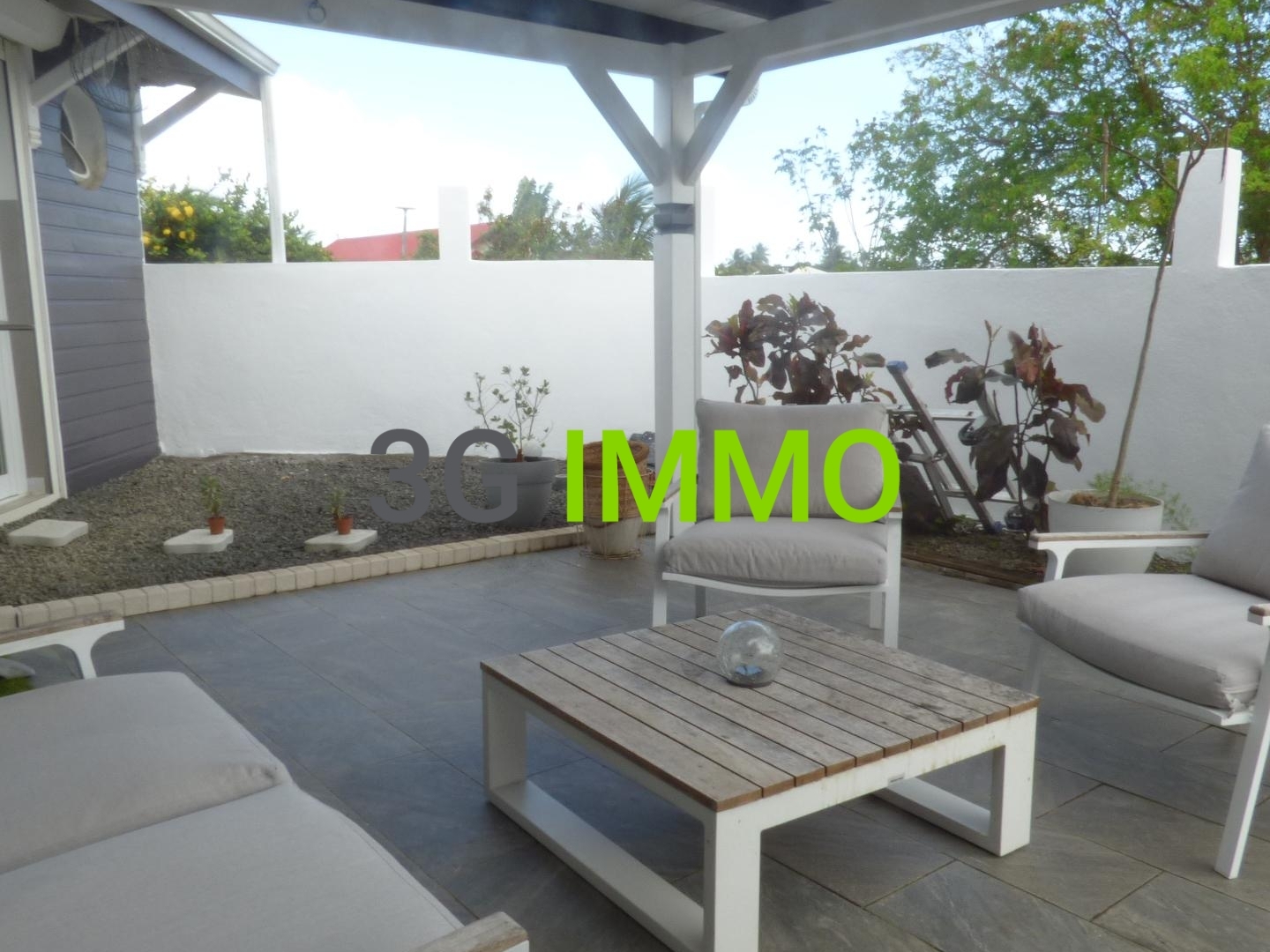 Maison à vendre - 4 pièces - 109m2 - Sainte-Anne (97180)