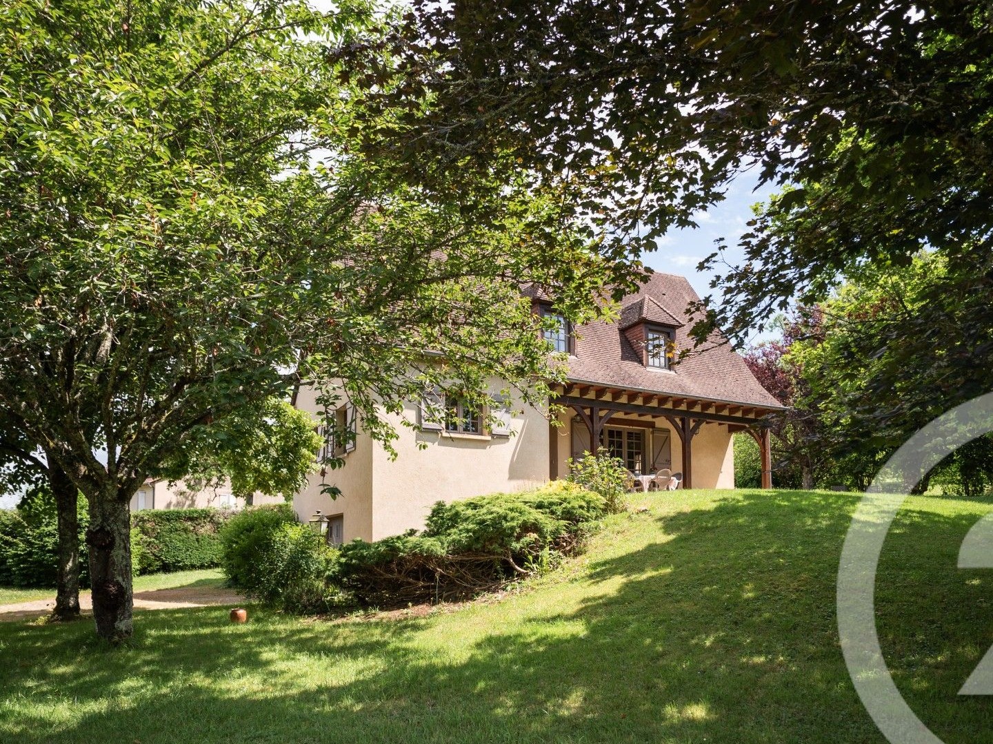 Maison à vendre - 5 pièces - 111m2 - Saint-Denis-Lès-M... (46600)