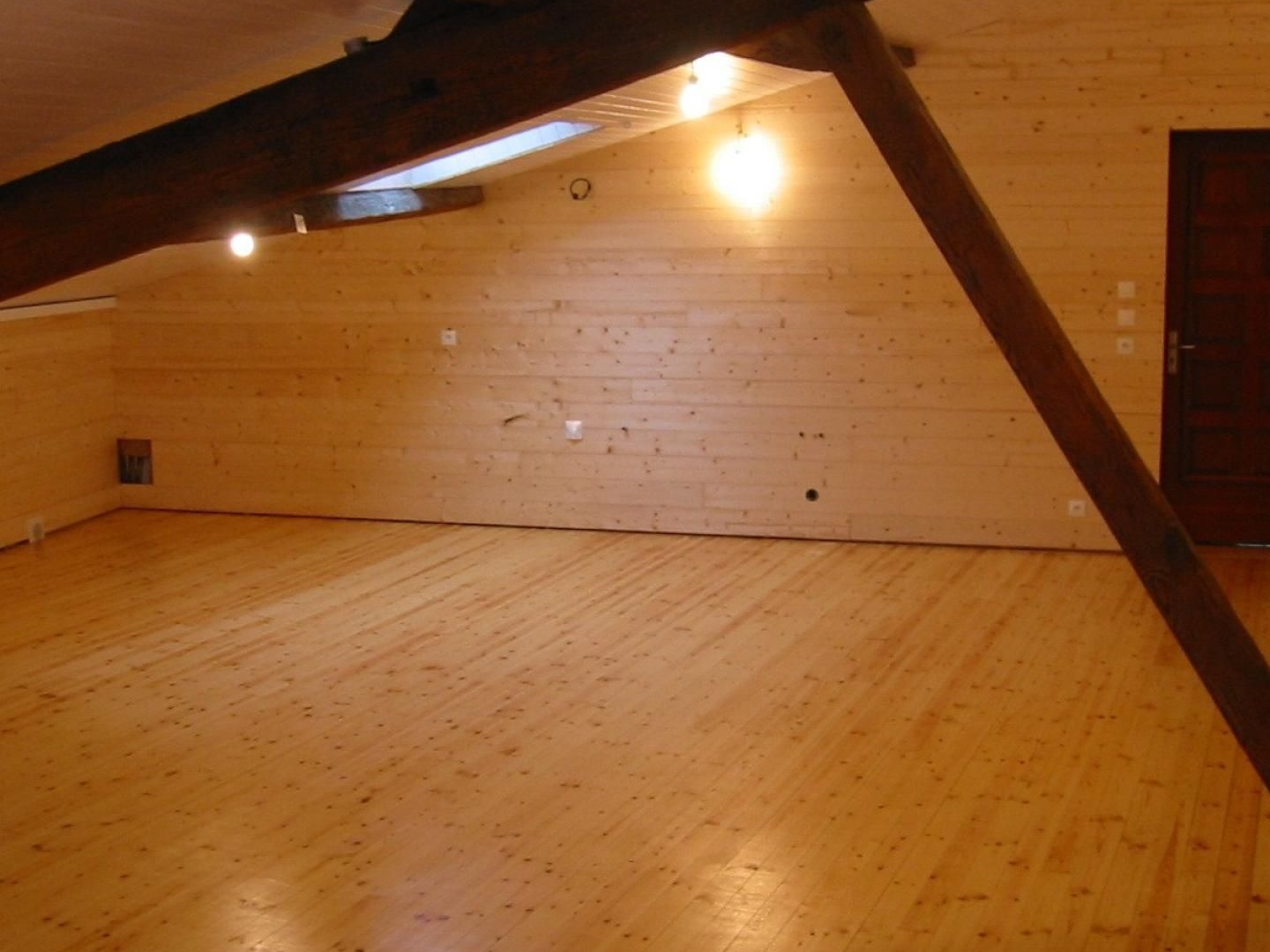 Bureaux 4 pièces 190 m²
