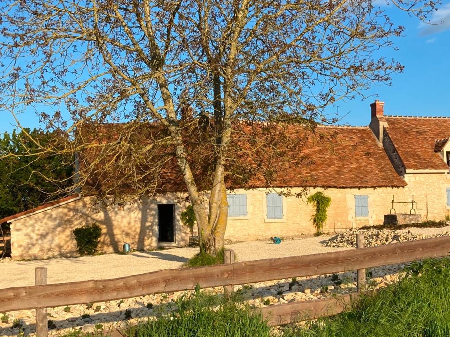 Indre: Ferme du XVIe Siècle & Gîte Indépendant