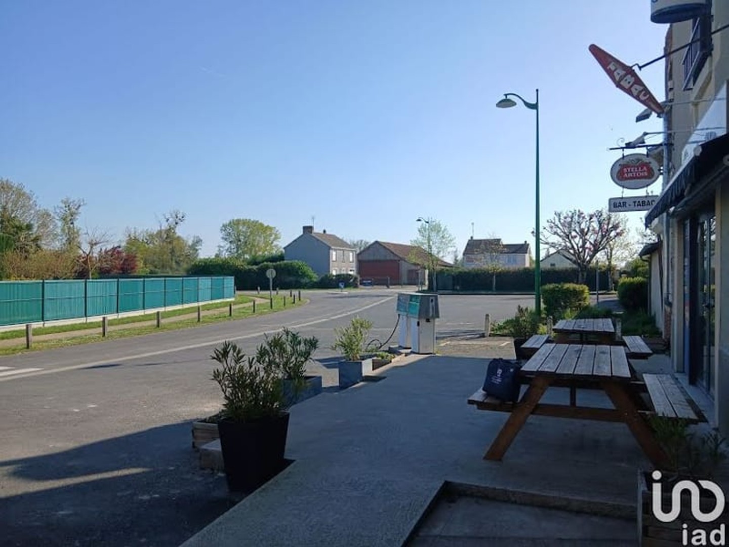 Magasin à vendre - 247m2 - Beuxes (86120)