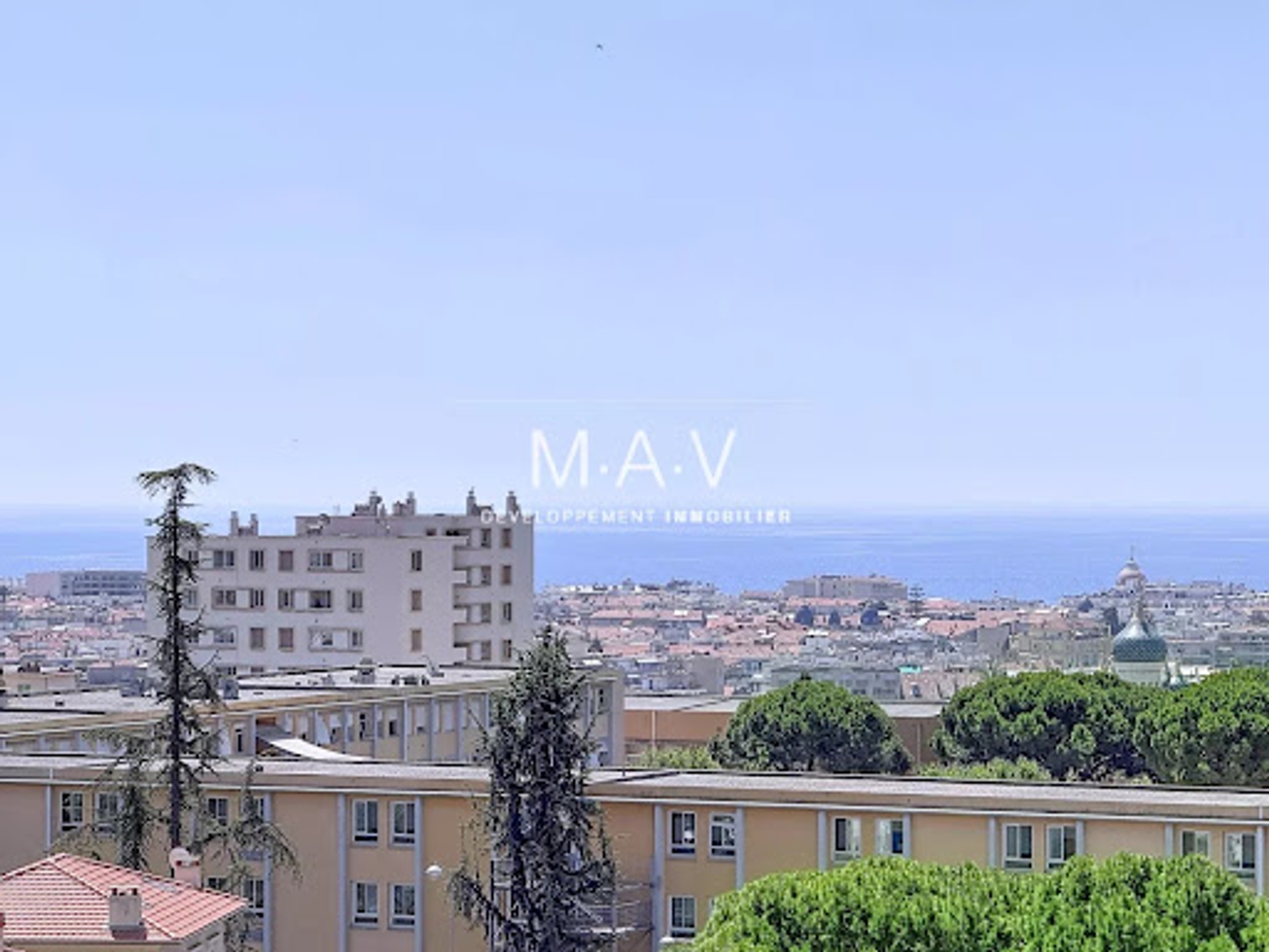 Appartement à vendre - 4 pièces - 77m2 - Nice (06000)