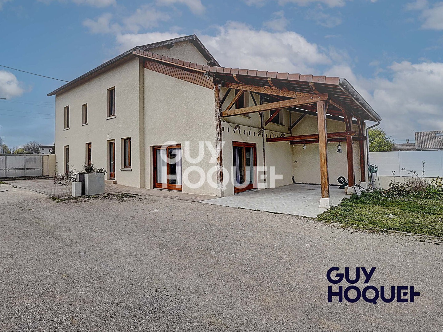 Maison Pont De Cheruy 8 pièce(s) 245 m2