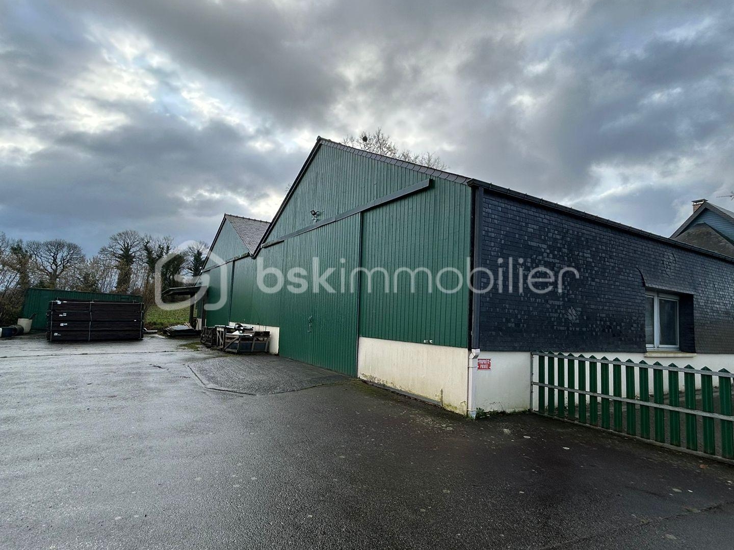 Immeuble 2 pièces 400 m²