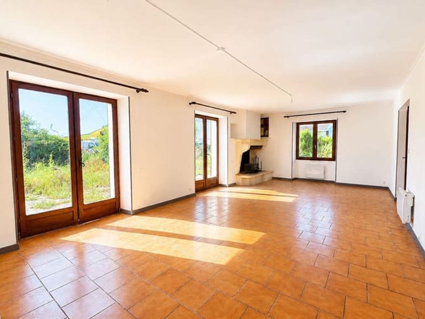Local commercial 130 m²