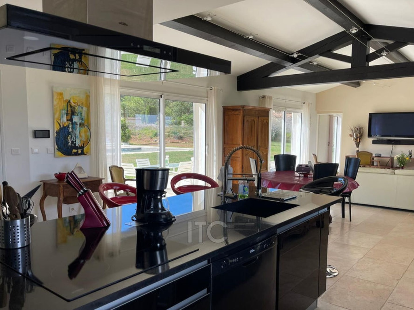 Maison à vendre - 5 pièces - 220m2 - Trets (13530)
