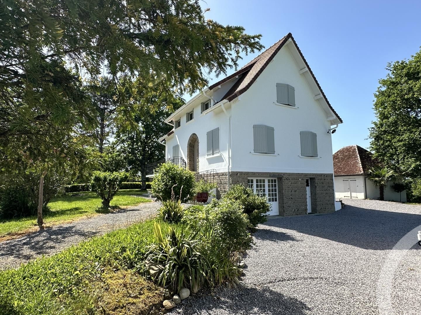 Maison à vendre - 3 pièces - 120m2 - Sauveterre-De-Béarn (64390)