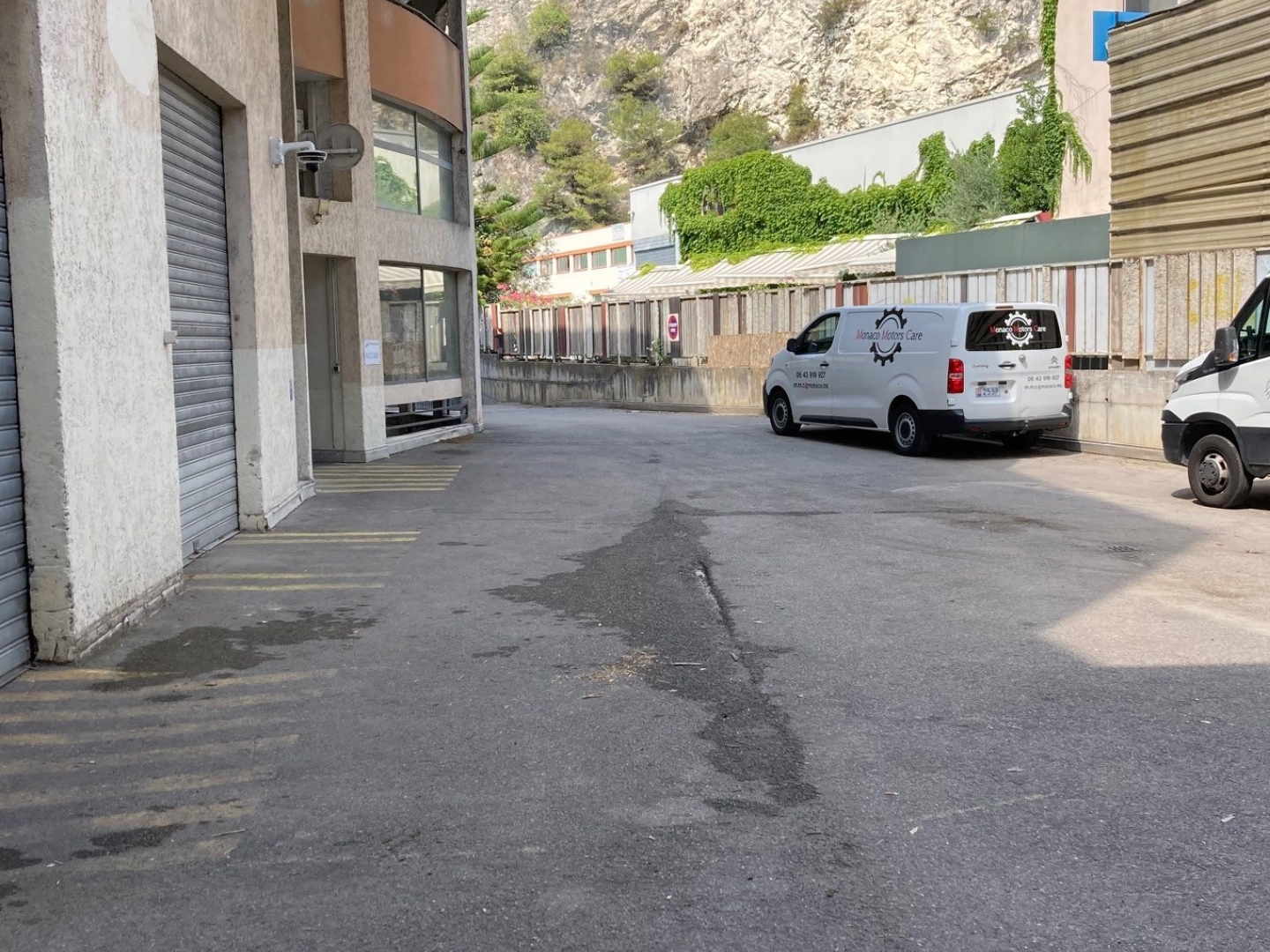 Locaux à vendre - 100m2 - Saint-André-De-La... (06730)