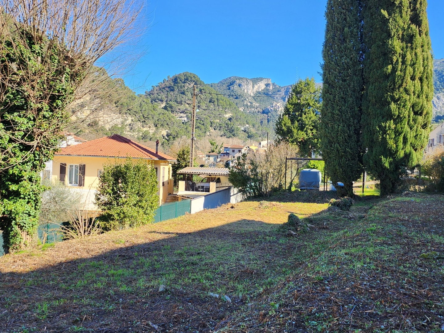 Terrain en individuel 304 m²