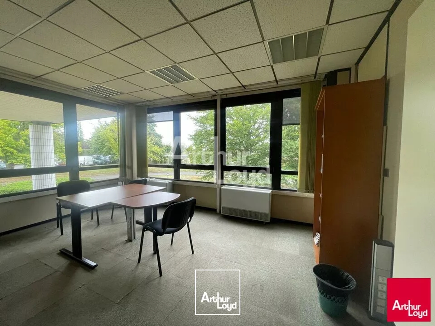 Bureaux à vendre - 5003m2 - Blois (41000)