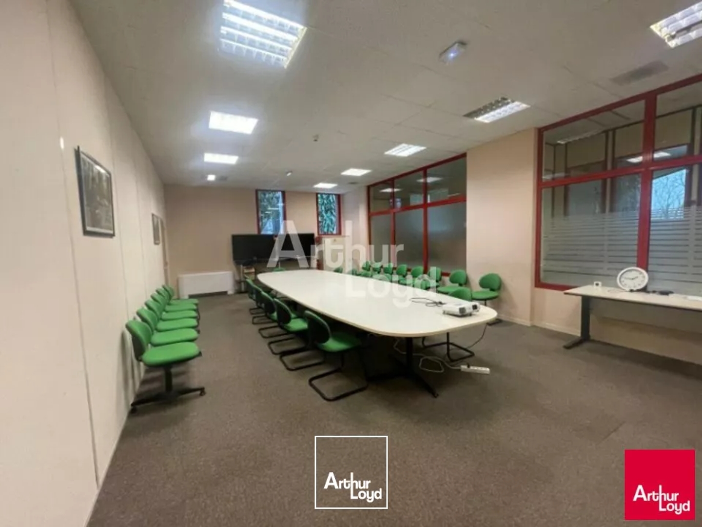 Bureaux à vendre - 5003m2 - Blois (41000)