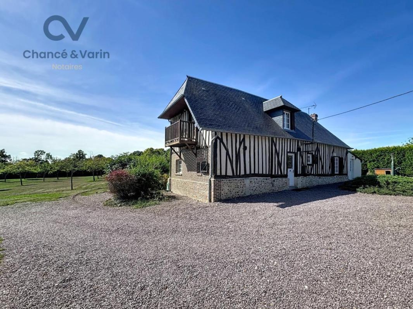 Vends maison ancienne - 145 m² - 6 pièces, 4 chambres - Livarot-Pays-d'Auge 14140