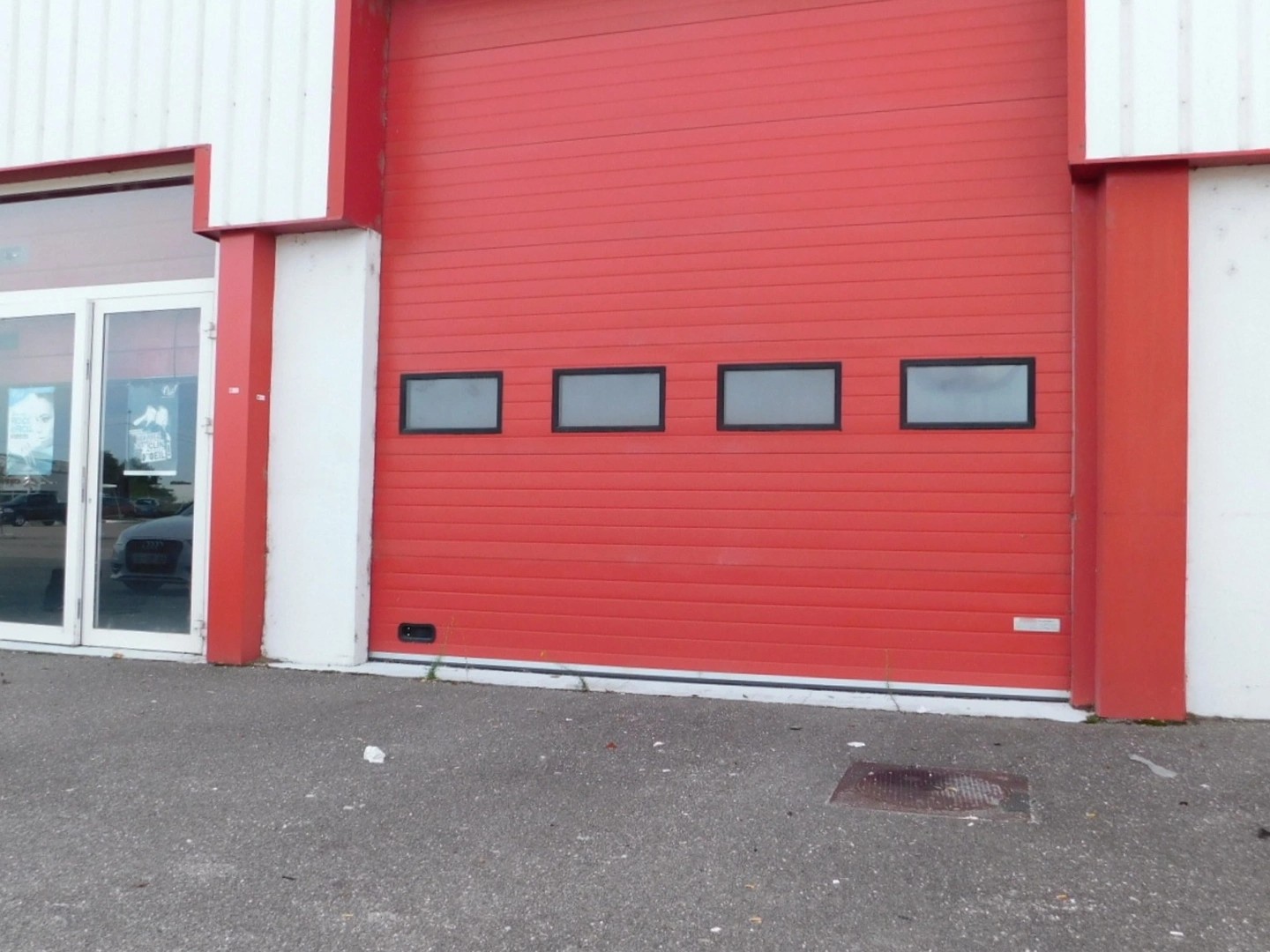 Commerce 1 pièce 564 m²