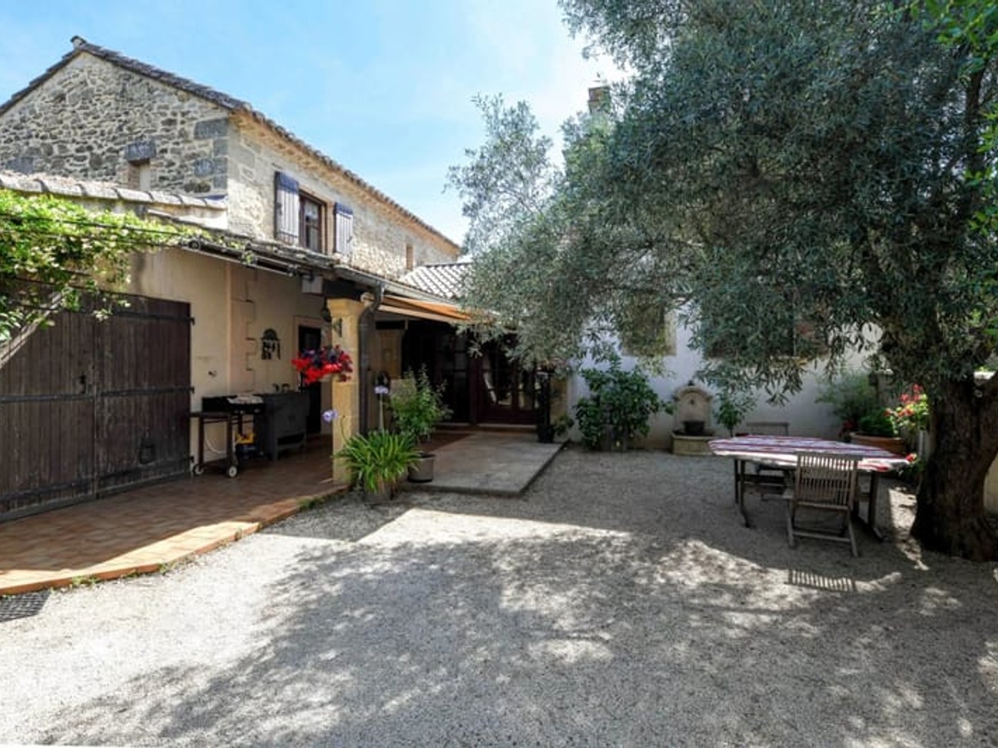 Maison à vendre - 7 pièces - 185m2 - Uzès (30700)